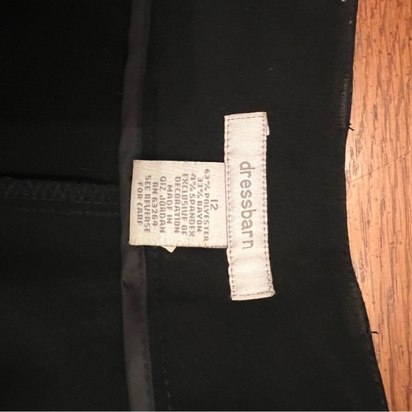 Dressbarn Women’s Size 12 Black Pants - Picture 2 of 5